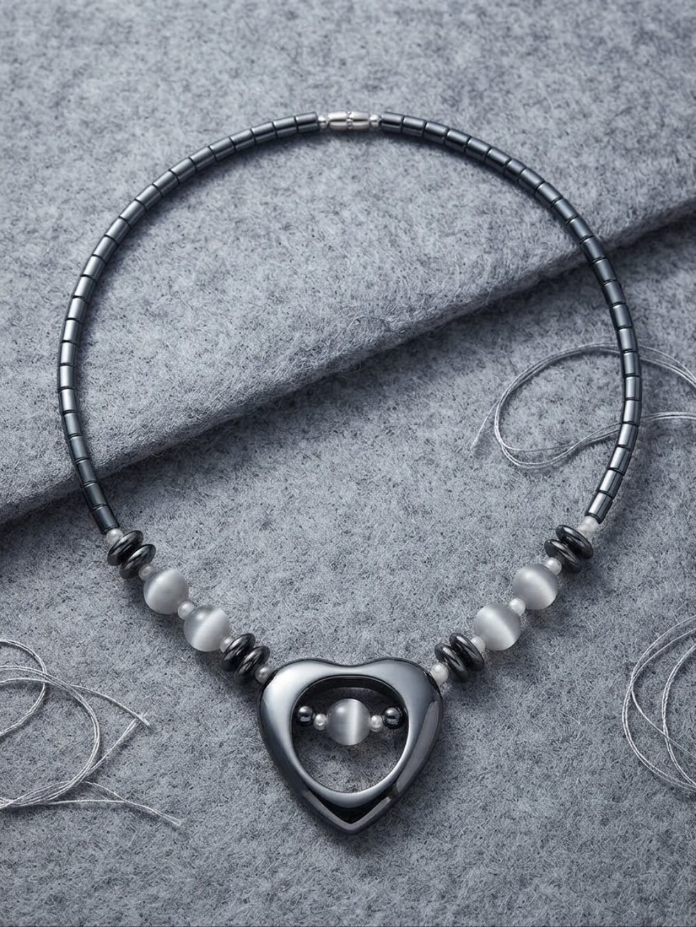 Vintage 90s Hematite & Cat's Eye Beaded Necklace - Open Heart Pendant CC
